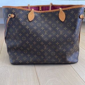 Authentic Louis Vuitton Neverfull GM, gently used with duster bag